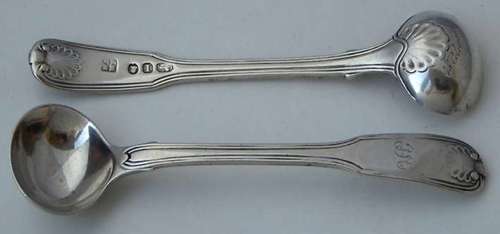 Pair saltspoons